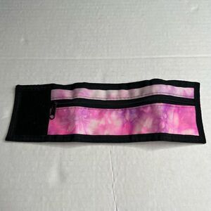 3/$15 or 5/$20 Pink tie dye arm zipper pouch